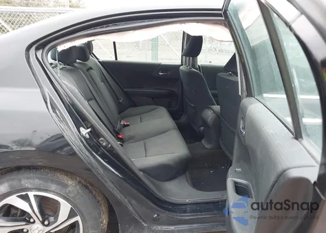 2017 Honda Accord Lx z USA, uszkodzony, nr VIN 1HGCR2F35HA262068